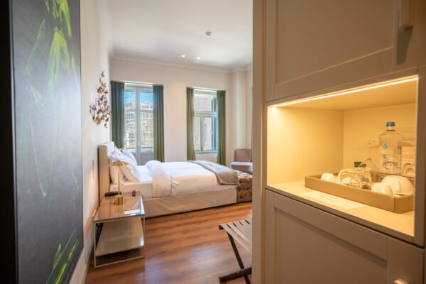 Premier Suite + Balcony — Nine Athens Hotel