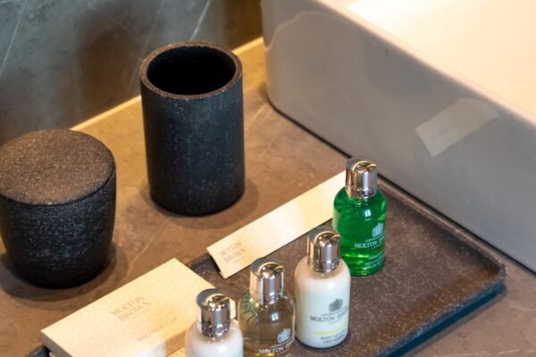 Cozy Suite — Nine Athens Hotel