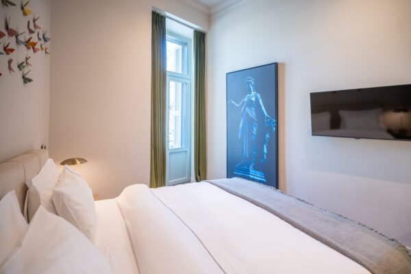 Premier Suite + Balcony — Nine Athens Hotel