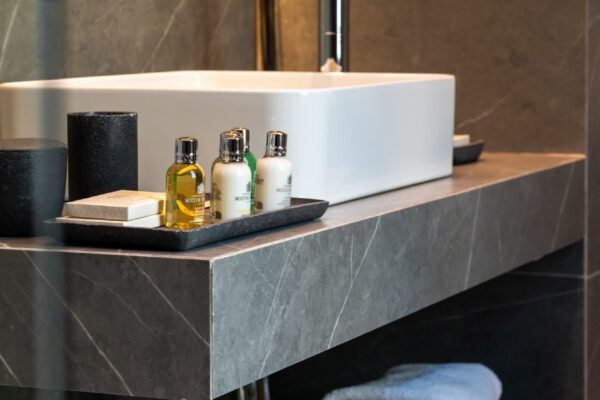 Cozy Suite — Nine Athens Hotel