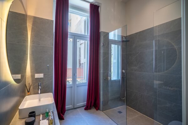 Grand Suite + Balcony — Nine Athens Hotel