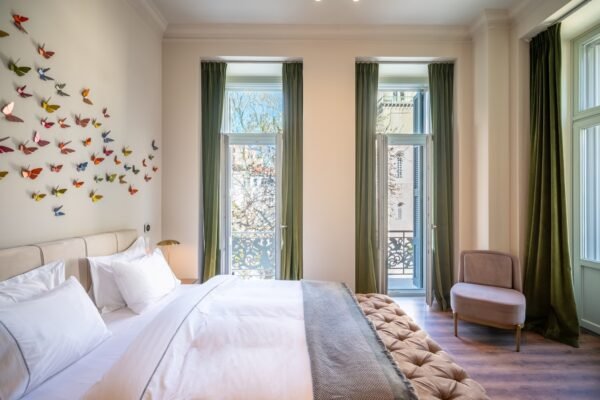 Grand Suite + Balcony — Nine Athens Hotel